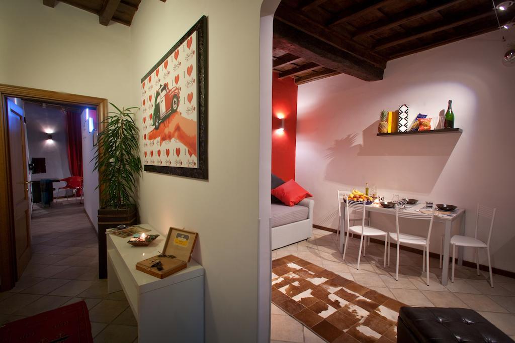 Chroma Italy - Chroma Apt Campo De' Fiori Стая снимка