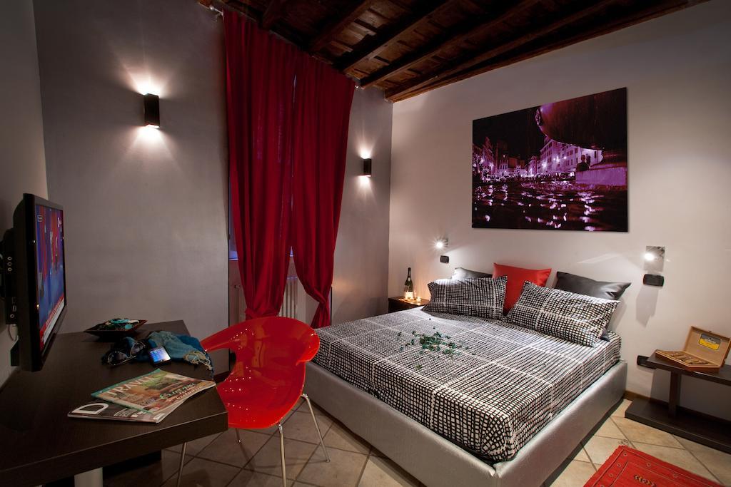 Chroma Italy - Chroma Apt Campo De' Fiori Стая снимка