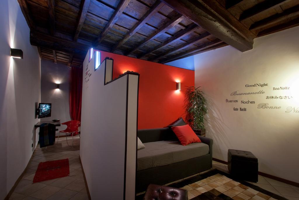 Chroma Italy - Chroma Apt Campo De' Fiori Стая снимка